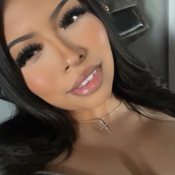 Hellooo! Welcome✨✨ - Picture 1 of 1